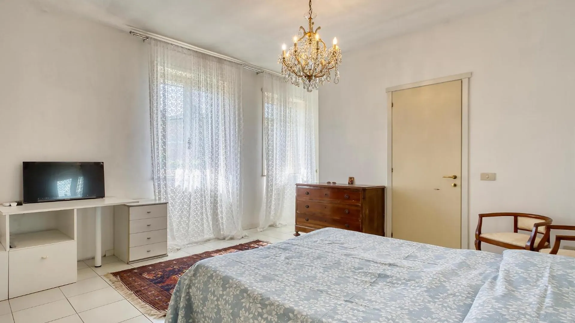 Villa Maria Calendasco 0*,